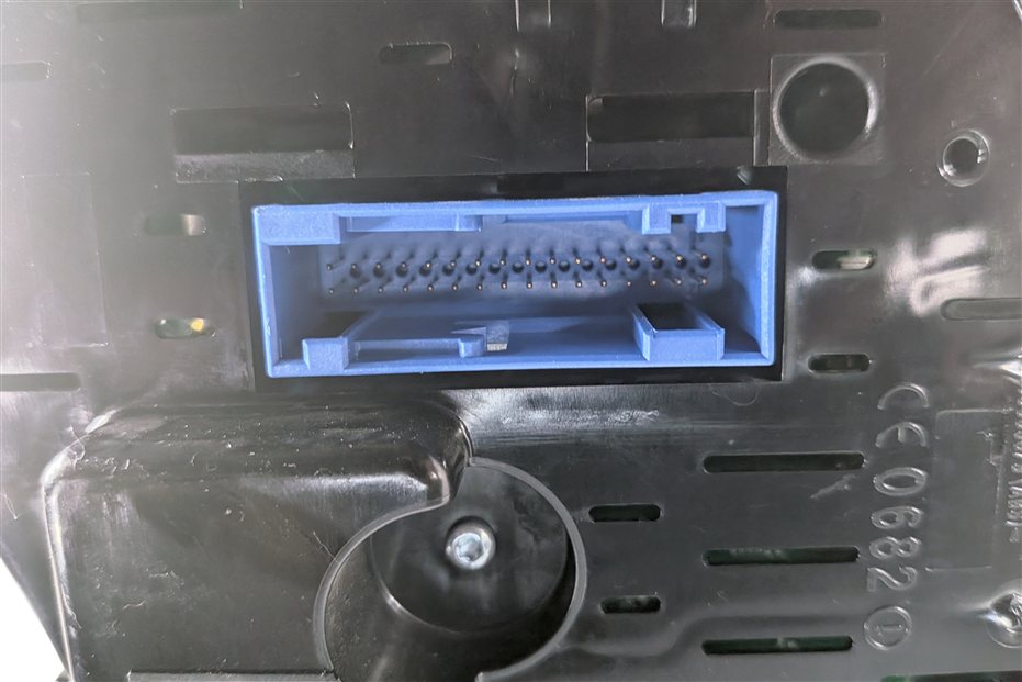 Thumbnail 47: 2010 AUDI A3 8P 2.0L CCTA ECM BCM CLUSTER GATEWAY IGNITION KEY IMMOBILIZER SET