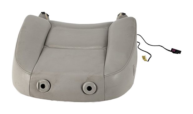 Thumbnail 3: 2010 AUDI A3 8P FRONT RIGHT PASSENGER SEAT BACK CUSHION HEATED (Grey)