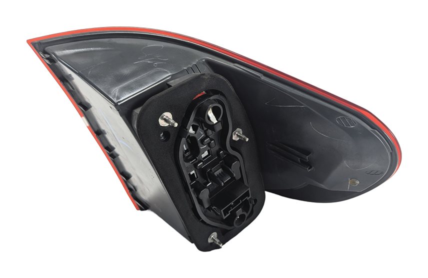 Thumbnail 4: 2011-2013 BMW X5 X5M (E70) LEFT DRIVER REAR OUTER TAILLIGHT BRAKE LIGHT LAMP