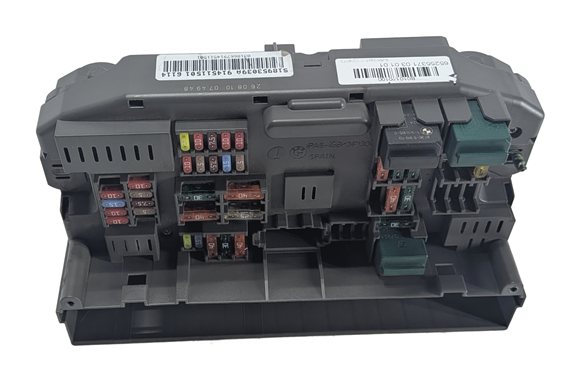 2011 BMW X5 (E70) 3.0L FRONT POWER DISTRIBUTION FUSE BOX RELAY CARRIER PANEL