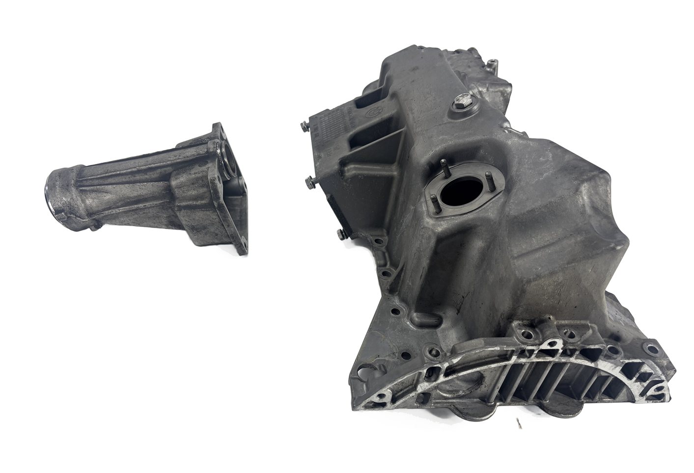 Thumbnail 2: 2011-2014 BMW X5 X6 (E70 E71) AWD 3.0L N55 ENGINE OIL PAN w/ OUTPUT AXLE FLANGE