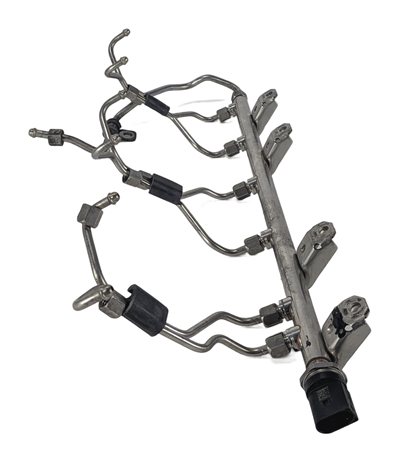 Thumbnail 3: 2011 BMW X5 E70 3.0L N55 ENGINE FUEL INJECTION RAIL w/PRESSURE SENSOR & LINES
