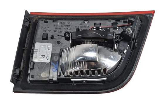 Thumbnail 3: 11-13 BMW X5 X5M (E70) RIGHT PASSENGER INNER TAILLIGHT LIGHT LAMP (INCANDESCENT)
