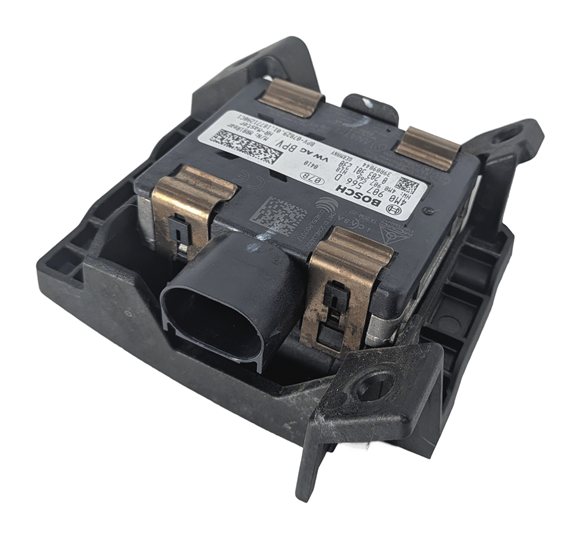 17-19 AUDI A4 (B9 8W) REAR RIGHT BLIND SPOT ALERT RADAR SENSOR MODULE (MASTER)