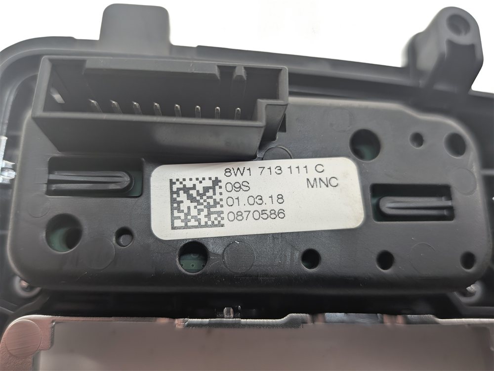 Thumbnail 4: 2018 AUDI A4 (B9 8W) CENTER CONSOLE SHIFTER TRIM ELECTRONIC PARKING BRAKE SWITCH