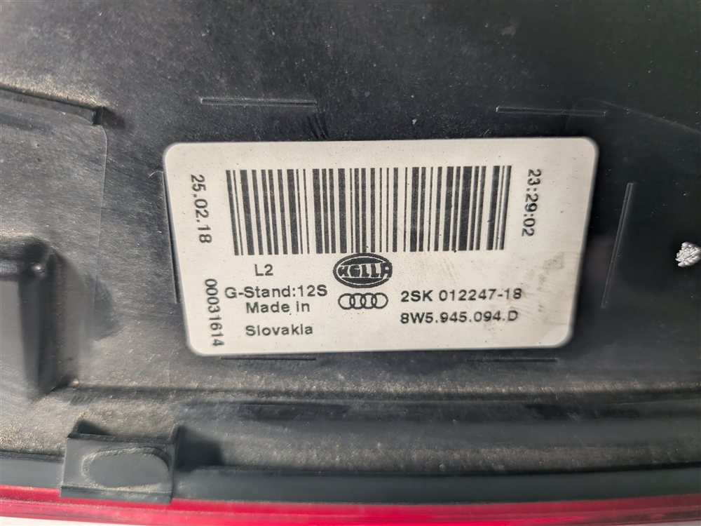 Thumbnail 6: 17-19 AUDI A4 (B9 8W) REAR RIGHT PASSENGER INNER TRUNK TAILLIGHT LIGHT LAMP LED