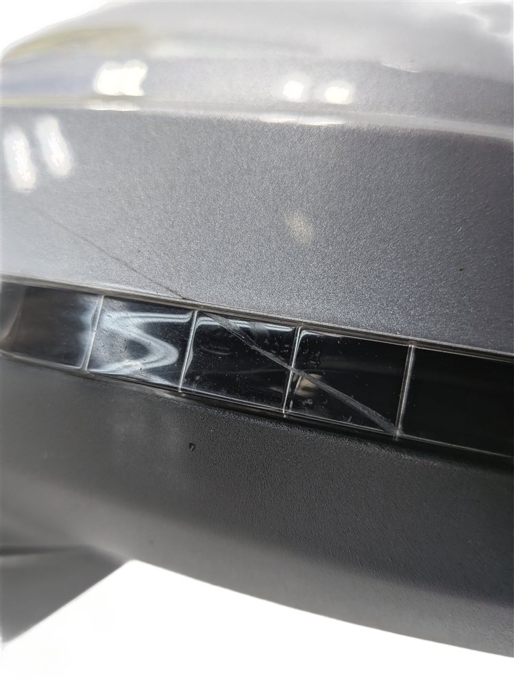 Thumbnail 8: 17-19 AUDI A4 B9 LEFT DRIVER DOOR MIRROR w/PFOLD BLIND (Silver)