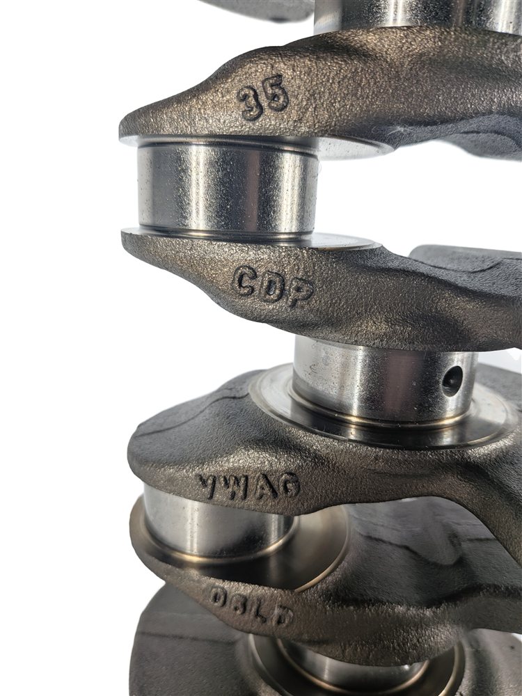 Thumbnail 4: 2018 AUDI A4 (B9 8W) 2.0L (CYMC) ENGINE CRANKSHAFT CRANK SHAFT 050105189B