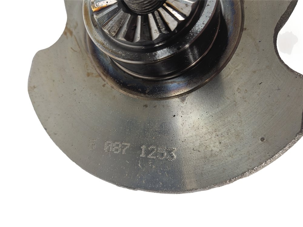 Thumbnail 5: 2018 AUDI A4 (B9 8W) 2.0L (CYMC) ENGINE CRANKSHAFT CRANK SHAFT 050105189B
