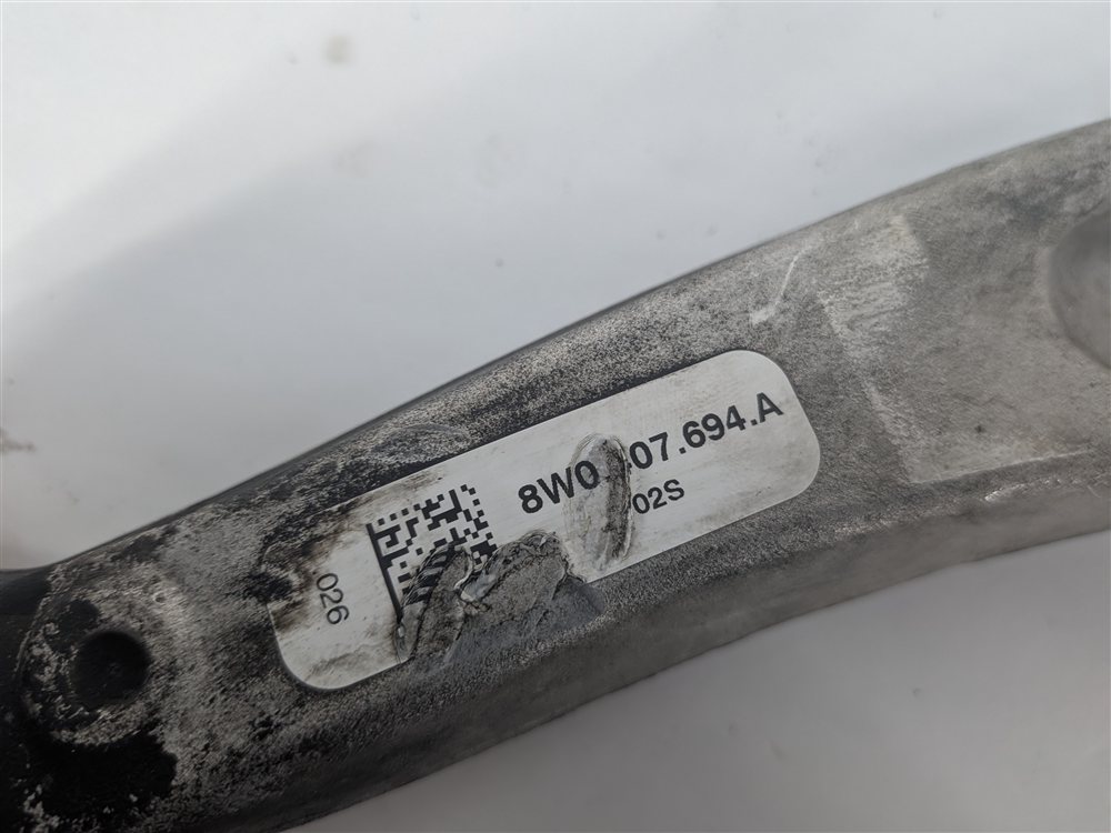 Thumbnail 5: 17-22 AUDI A4 B9 8W FRONT RIGHT PASSENGER UPPER LOWER CONTROL ARM SET/4