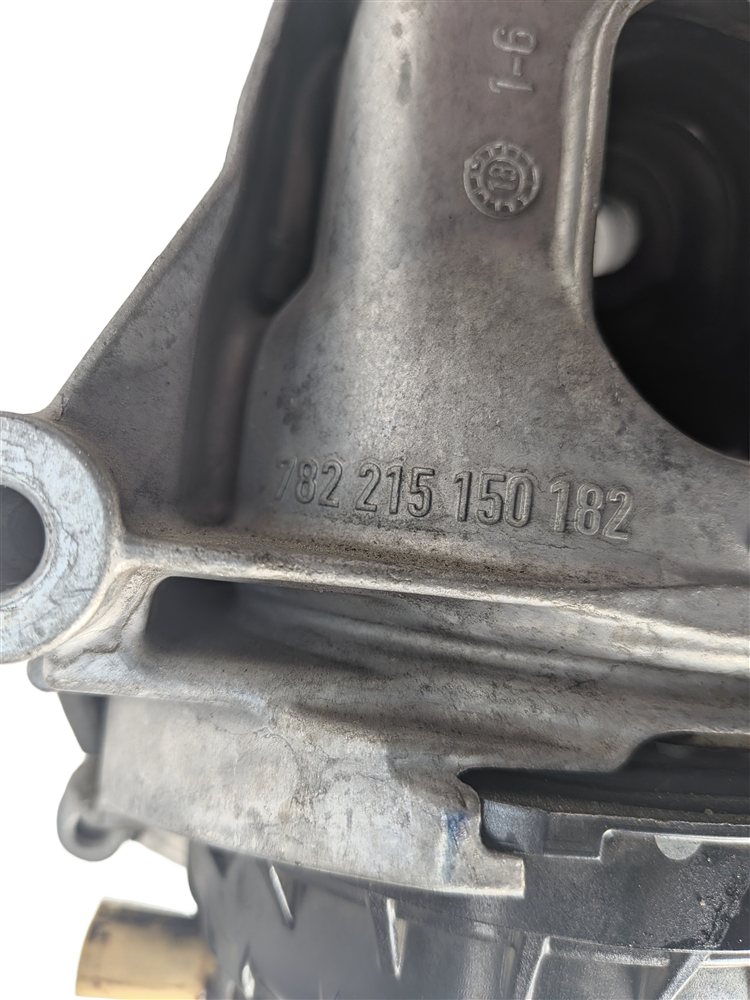 Thumbnail 5: 2018 AUDI A4 B9 8W 2.0L CYMC LEFT HYDRAULIC ENGINE MOTOR MOUNT w/BRACKET