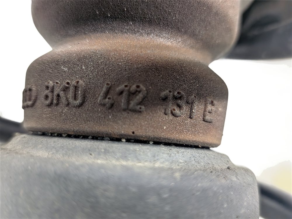 Thumbnail 8: 2017-2019 AUDI A4 (B9 8W) FRONT LEFT & RIGHT STANDARD SUSPENSION SHOCK STRUT SET