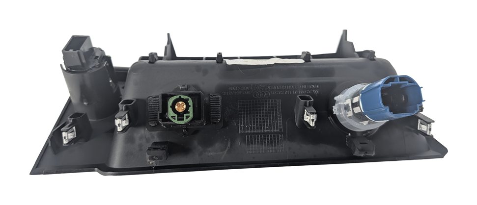 Thumbnail 3: 2018 AUDI A4 (B9 8W) FRONT CENTER CONSOLE STORAGE TRAY USB START STOP BUTTON
