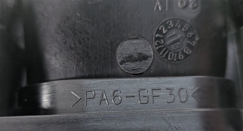 Thumbnail 11: 12-17 AUDI A6 A7 Q5 S5 SQ5 (C7 4G8 B8 8T 8R) RIGHT INTAKE MANIFOLD DIFFUSER RAIL