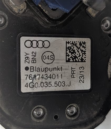Thumbnail 4: 2014 AUDI A7 ROOF SHARK FIN GPS SATELLITE ANTENNA (Black)