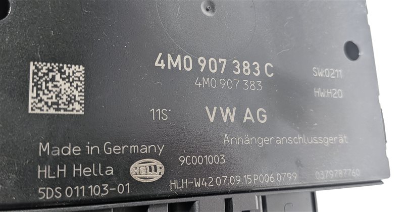 Thumbnail 5: 2017 AUDI Q7 (4M) TRAILER HITCH TOW TOWING CONTROL MODULE COMPUTER UNIT