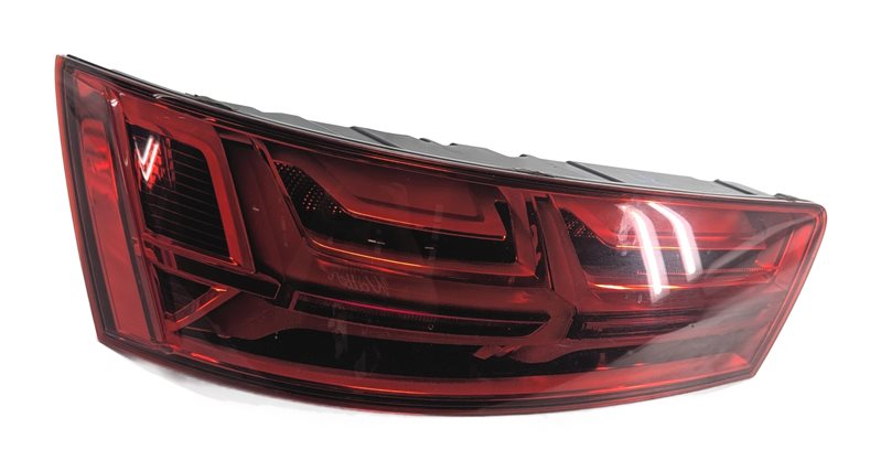 2017-2019 AUDI Q7 (4M) REAR LEFT DRIVER TRUNK TAILLIGHT BRAKE LIGHT LAMP (LED)