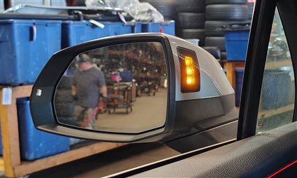 Thumbnail 2: 17-19 AUDI Q7 4M LEFT PFOLD BLIND SPOT MEMORY CAMERA HEATED DOOR MIRROR (Silver)