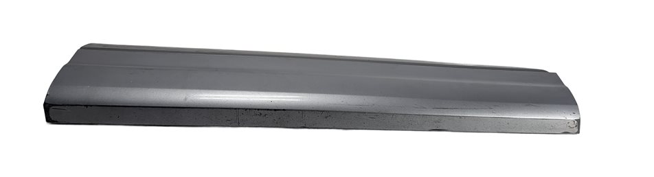 Thumbnail 3: 2017-2019 AUDI Q7 (4M) RIGHT FRONT PASSENGER DOOR RUNNER MOULDING TRIM (Silver)