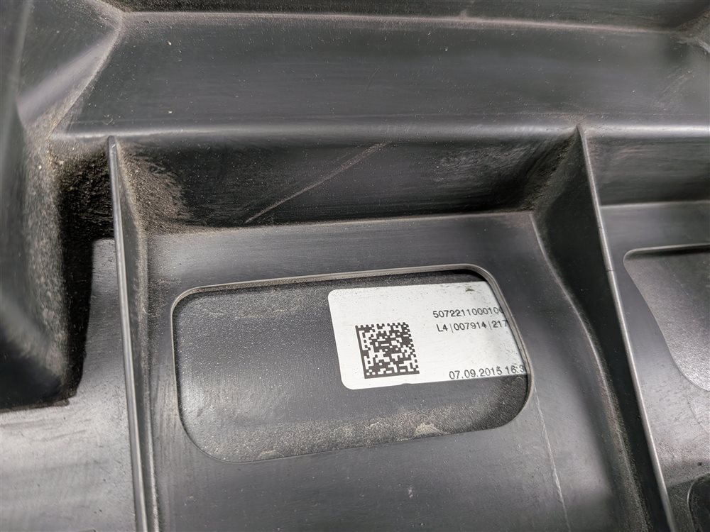Thumbnail 9: 2017-2019 AUDI Q7 (4M) FRONT LEFT DRIVER LOWER DOOR MOULDING TRIM (Silver)