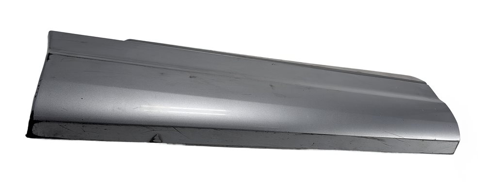 2017-2019 AUDI Q7 (4M) REAR RIGHT DOOR LOWER MOULDING RUNNER TRIM (Silver)