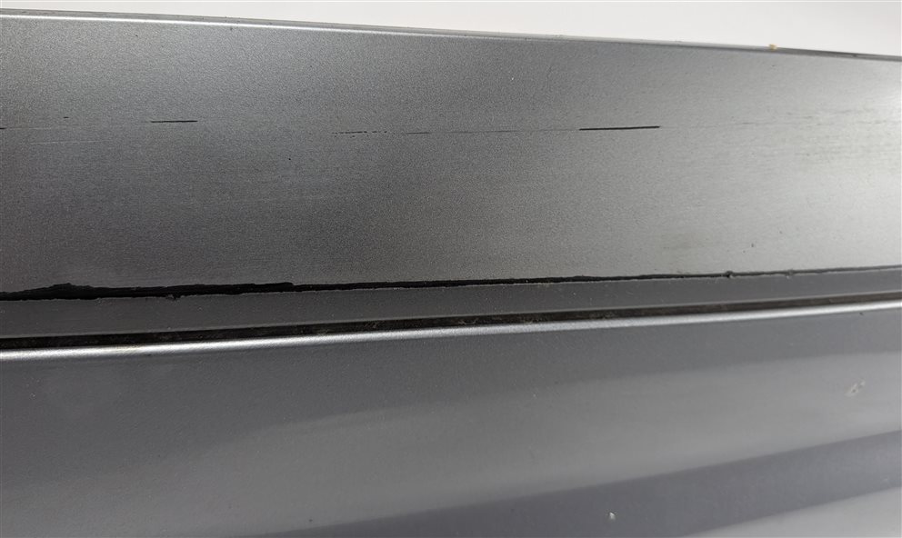 Thumbnail 10: 2017-2019 AUDI Q7 (4M) REAR RIGHT DOOR LOWER MOULDING RUNNER TRIM (Silver)