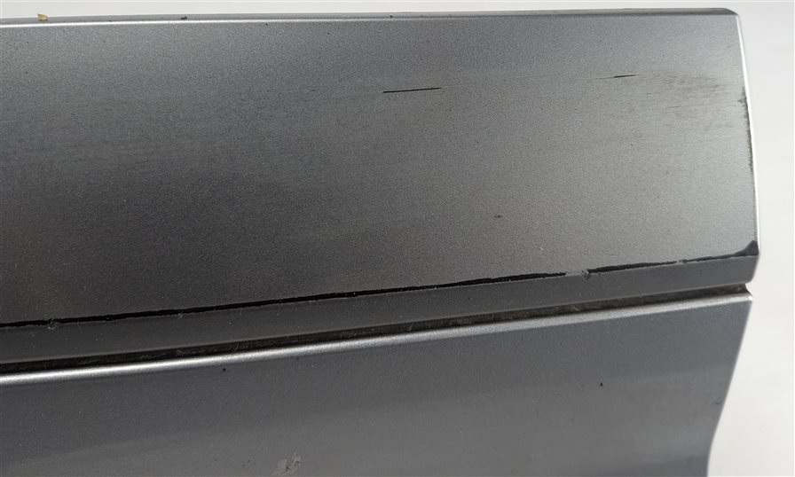 Thumbnail 12: 2017-2019 AUDI Q7 (4M) REAR RIGHT DOOR LOWER MOULDING RUNNER TRIM (Silver)