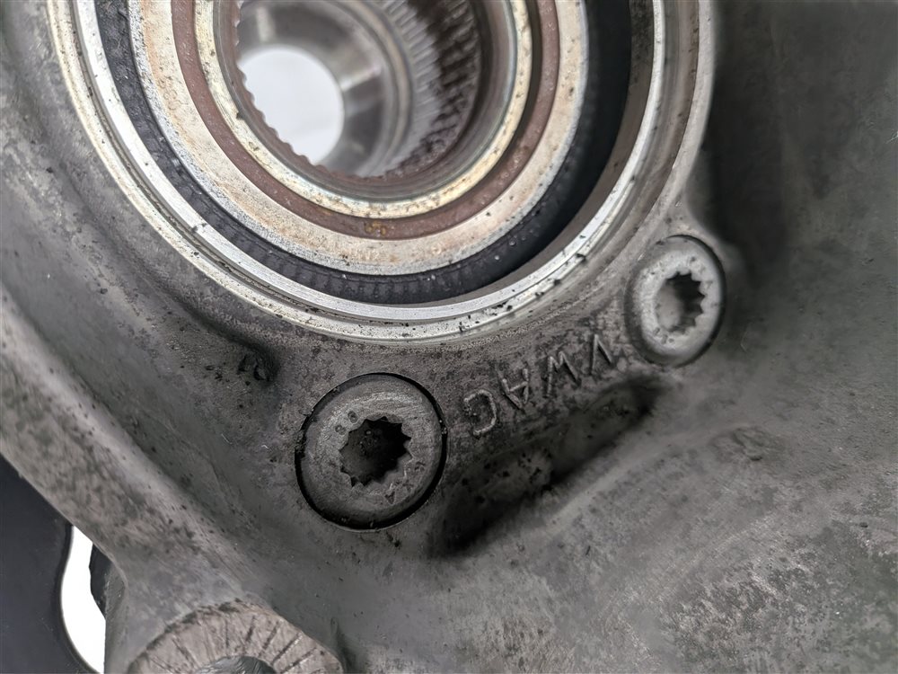 Thumbnail 6: 17-20 AUDI Q7 (4M) REAR LEFT DRIVER SPINDLE KNUCKLE WHEEL BEARING HUB w/ SHIELD