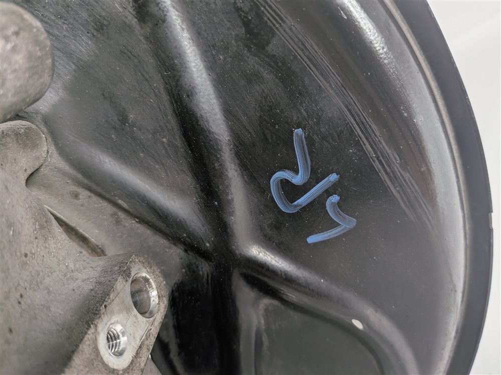 Thumbnail 7: 17-20 AUDI Q7 (4M) REAR LEFT DRIVER SPINDLE KNUCKLE WHEEL BEARING HUB w/ SHIELD