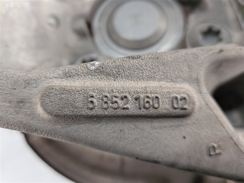 Thumbnail 6: 2014-2020 BMW I3 (I01) FRONT RIGHT SPINDLE STEERING KNUCKLE