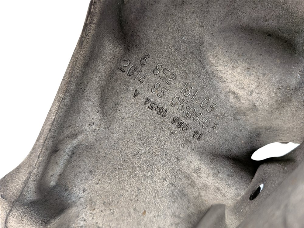 Thumbnail 5: 2014-2020 BMW I3 (I01) REAR LEFT SPINDLE STEERING KNUCKLE
