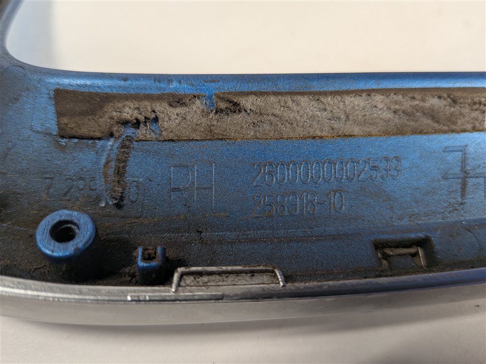 Thumbnail 7: 2014-2021 BMW I3 (I01) FRONT UPPER GRILLE BLUE SURROUND TRIM LEFT & RIGHT SET/2