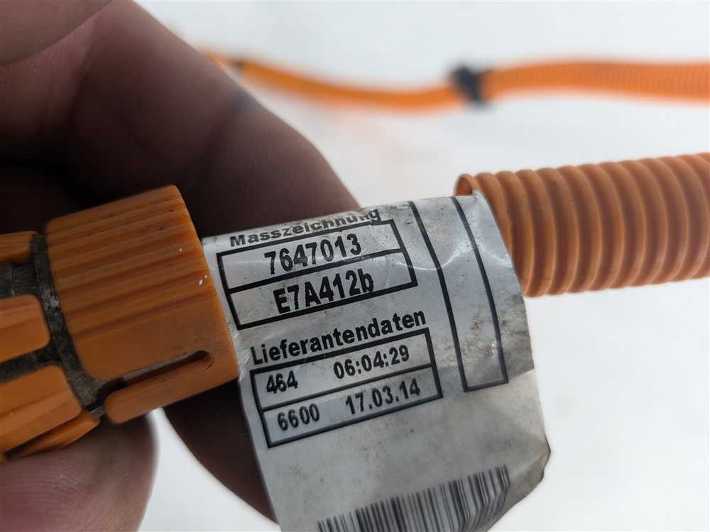 Thumbnail 3: 2014 BMW I3 (I01) HIGH VOLTAGE HV ELECTRIC MOTOR CABLE LINE