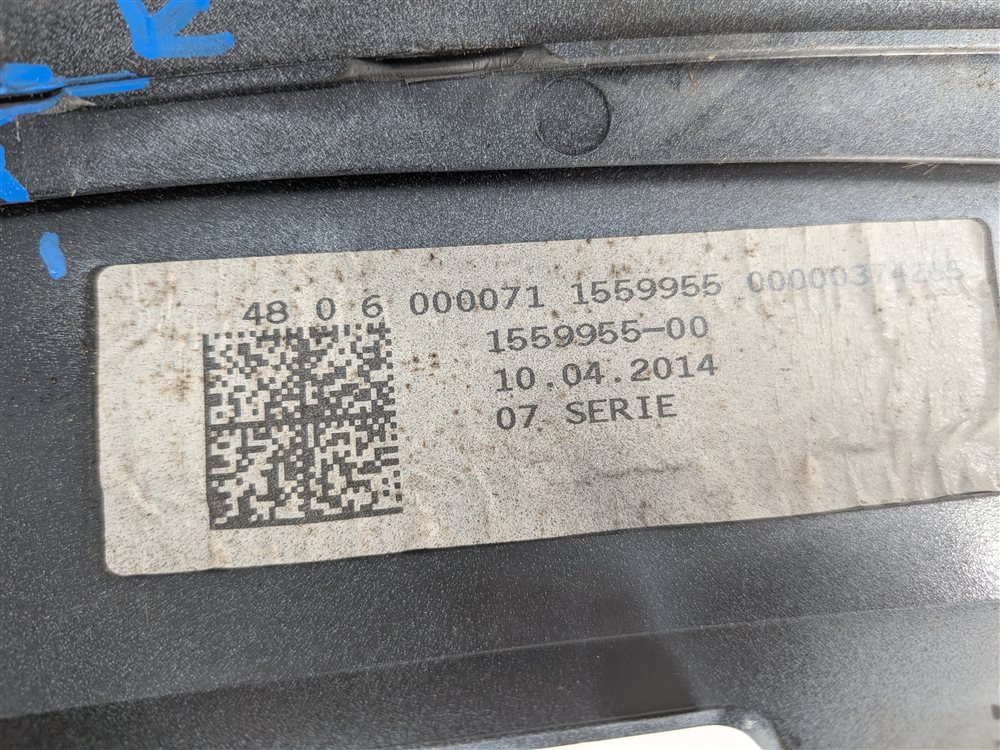 Thumbnail 7: 2014 BMW I3 (I01) RIGHT A PILLAR EXTERIOR TRIM COVER MOLDING (Capparis)