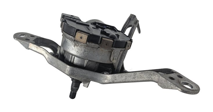 Thumbnail 2: 2014-2020 BMW i3 (I01) FRONT RIGHT PASSENGER WINDSHIELD WIPER MOTOR