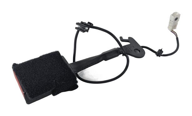 Thumbnail 2: 2014-2020 BMW i3 i8 I01 I12 FRONT RIGHT PASSENGER SEAT SEATBELT BUCKLE RECEIVER