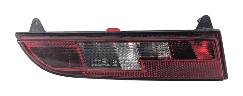Thumbnail 2: 2014-2020 BMW i3 (I01) REAR RIGHT BUMPER MOUNTED TAIL LIGHT TAILLIGHT