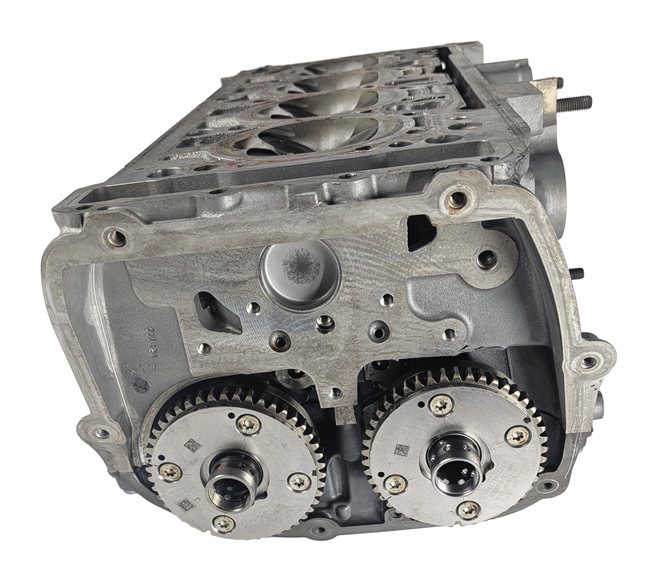 Thumbnail 3: AUDI 17-19 A3 21-23 Q3 (8V F3) 2.0L TURBO CZRA ENGINE CYLINDER HEAD ASSEMBLY