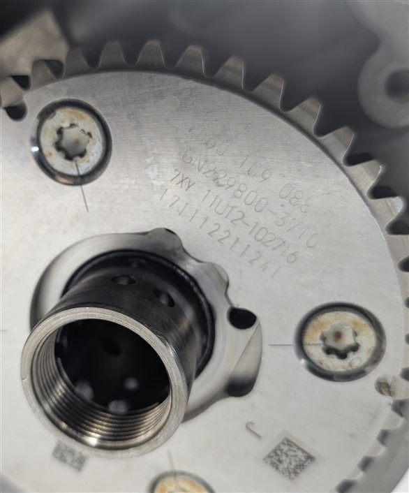 Thumbnail 6: AUDI 17-19 A3 21-23 Q3 (8V F3) 2.0L TURBO CZRA ENGINE CYLINDER HEAD ASSEMBLY