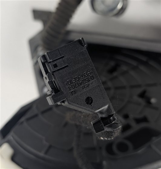 Thumbnail 10: 17-20 AUDI A3 (8V) DRIVER AUTOMATIC TRANSMISSION SHIFT SHIFTER ASSEMBLY w/ CABLE