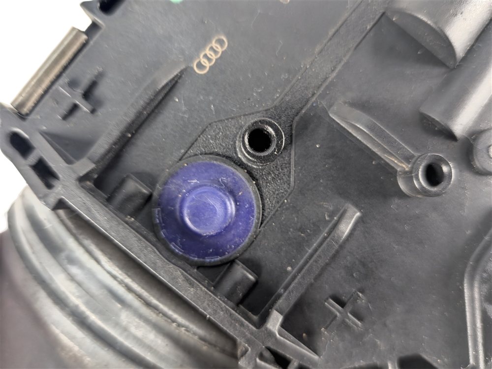 Thumbnail 10: 15-18 AUDI A3 S3 RS3 (8V) FRONT WINDSHIELD WIPER MOTOR 