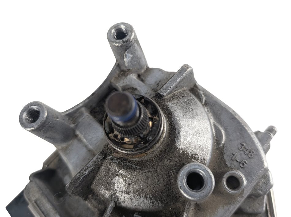 Thumbnail 8: 15-18 AUDI A3 S3 RS3 (8V) FRONT WINDSHIELD WIPER MOTOR 