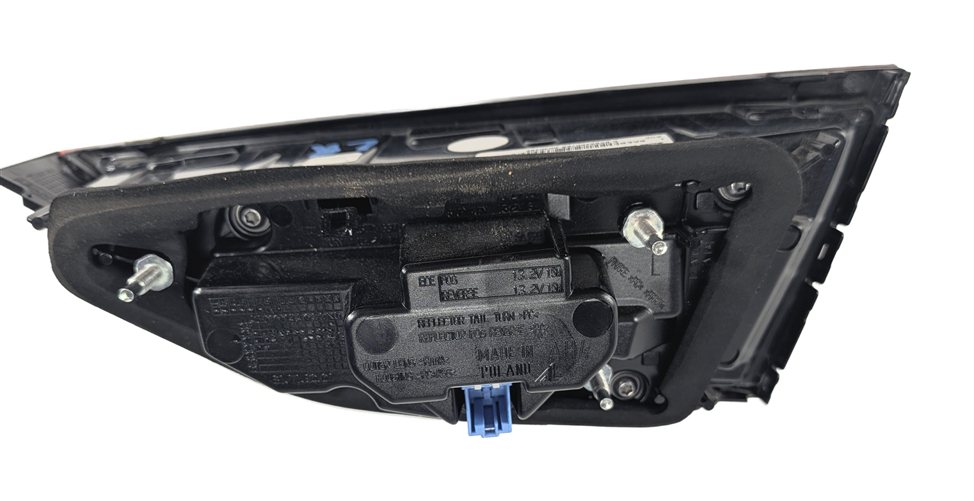 Thumbnail 8: 17-19 AUDI A3 (8V) REAR LEFT INNER TRUNK MOUNTED LED TAILLIGHT TAIL LIGHT LAMP