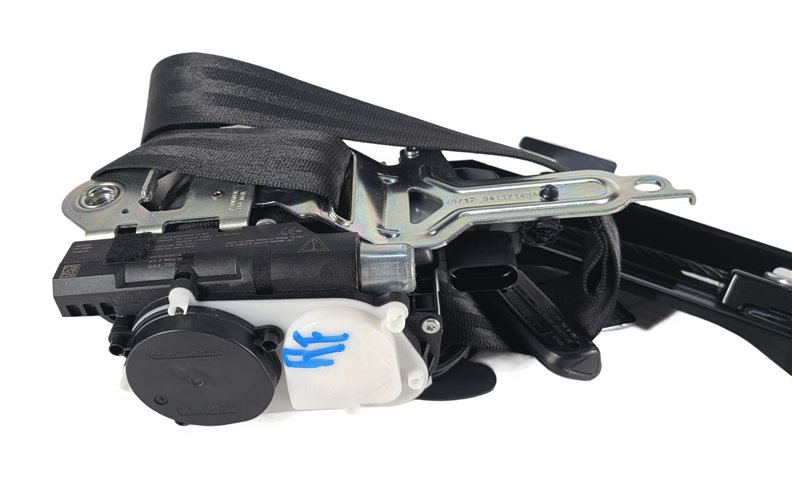 Thumbnail 6: 15-18 AUDI A8 S3 RS3 (8V) SEDAN FRONT RIGHT PASSENGER SEATBELT RETRACTOR (Black)