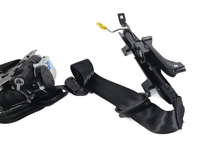 Thumbnail 9: 15-18 AUDI A8 S3 RS3 (8V) SEDAN FRONT RIGHT PASSENGER SEATBELT RETRACTOR (Black)