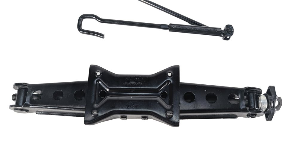Thumbnail 7: 2015-2020 AUDI A3 S3 (8V 8Y) SPARE TIRE JACK LUG WRENCH TOW HOOK TOOL SET