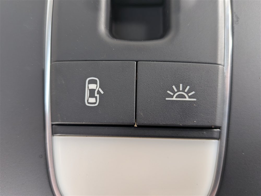 Thumbnail 11: 17-19 AUDI A3 (8V) FRONT ROOF DOME COURTESY LIGHT w/SUNROOF SWITCH (Black)