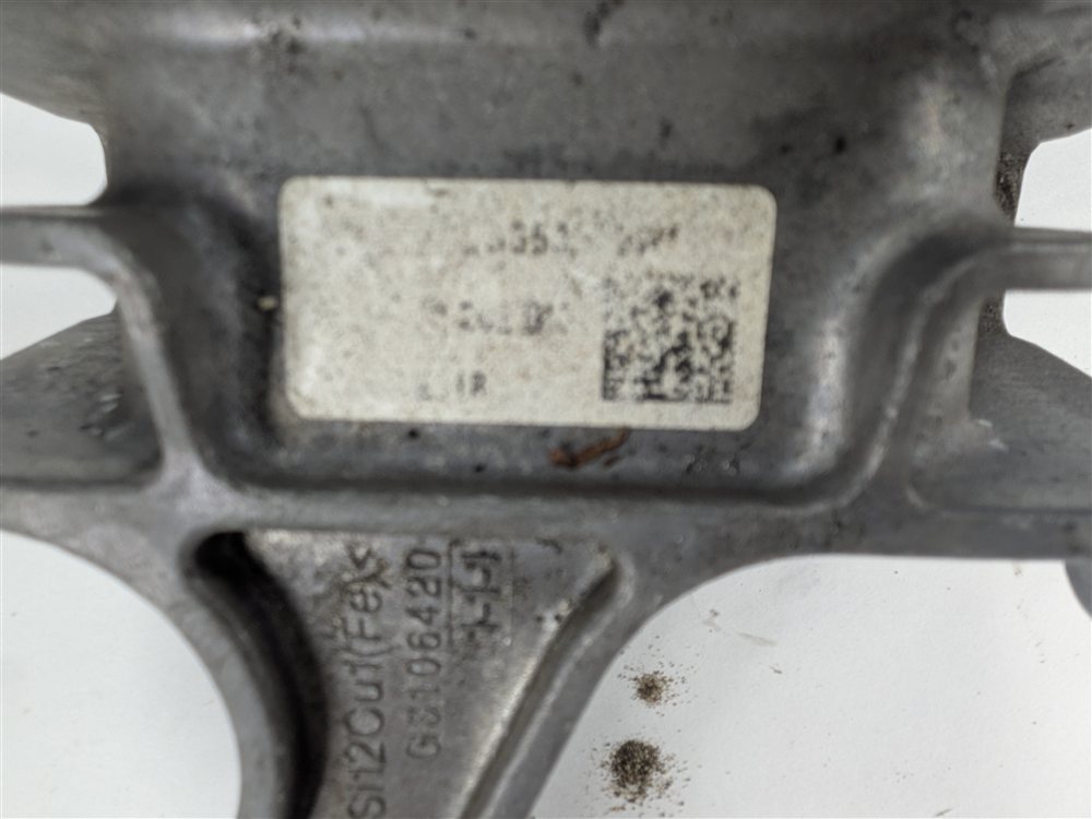Thumbnail 8: 2018 AUDI A3 (8V) AUTOMATIC TRANSMISSION MOUNT BRACKET SUPPORT