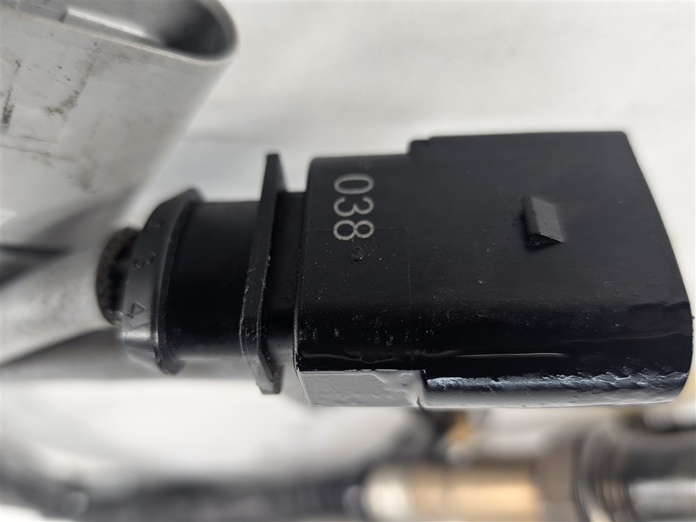 Thumbnail 9: 2018 AUDI A3 (8V) 2.0L (CZRA) ENGINE OXYGEN O2 LAMBDA SENSOR SET/2