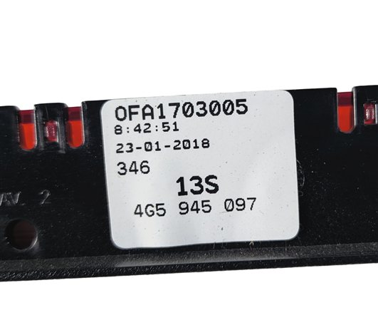 Thumbnail 10: 2018 AUDI A3 (8V) REAR UPPER CENTER HATCH THIRD 3RD BRAKE STOP LIGHT LAMP